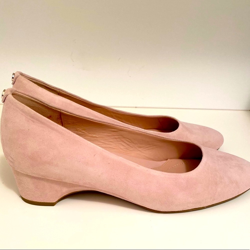 Taryn Rose Pumps - Picture 4 of 5